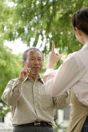 噛み合わせの不具合は矯正してみましょう